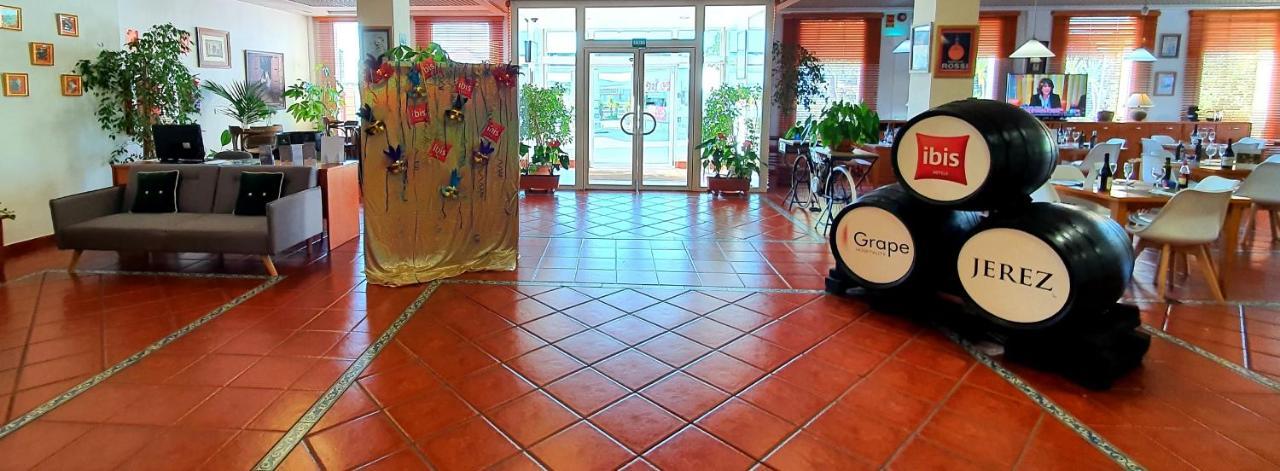 Отель Ibis Jerez De La Frontera Cadiz Экстерьер фото