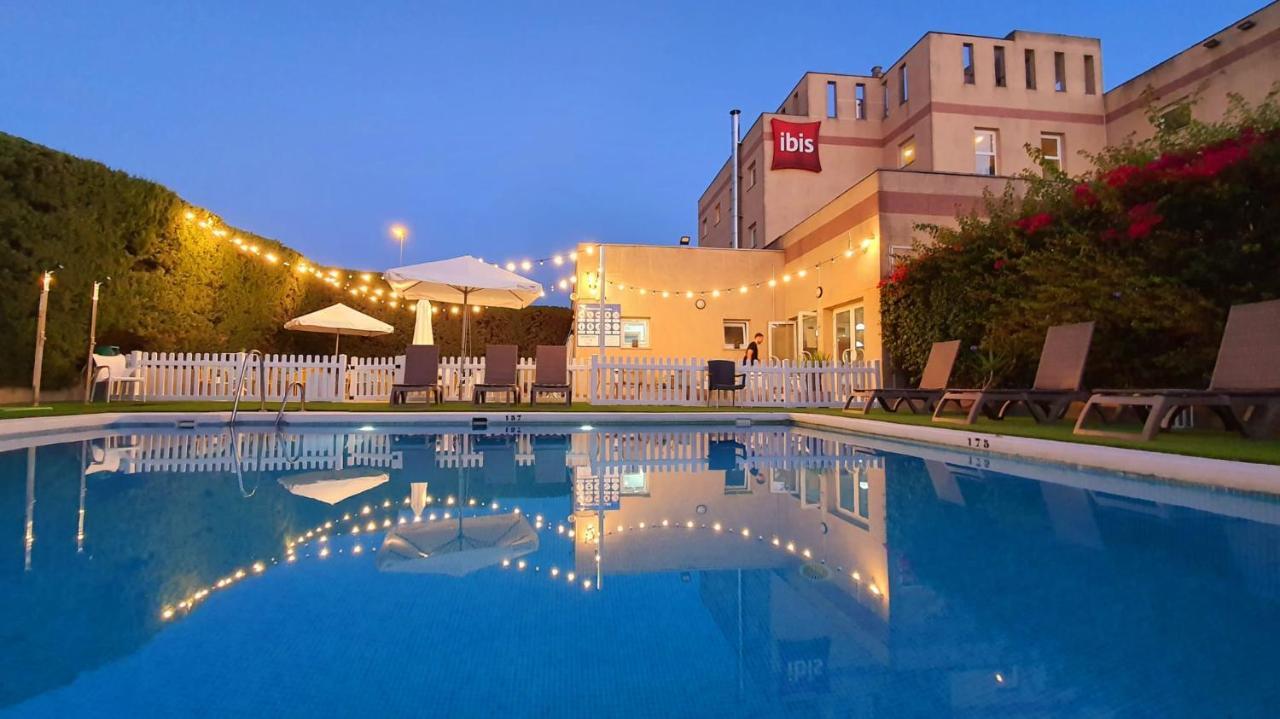 Отель Ibis Jerez De La Frontera Cadiz Экстерьер фото