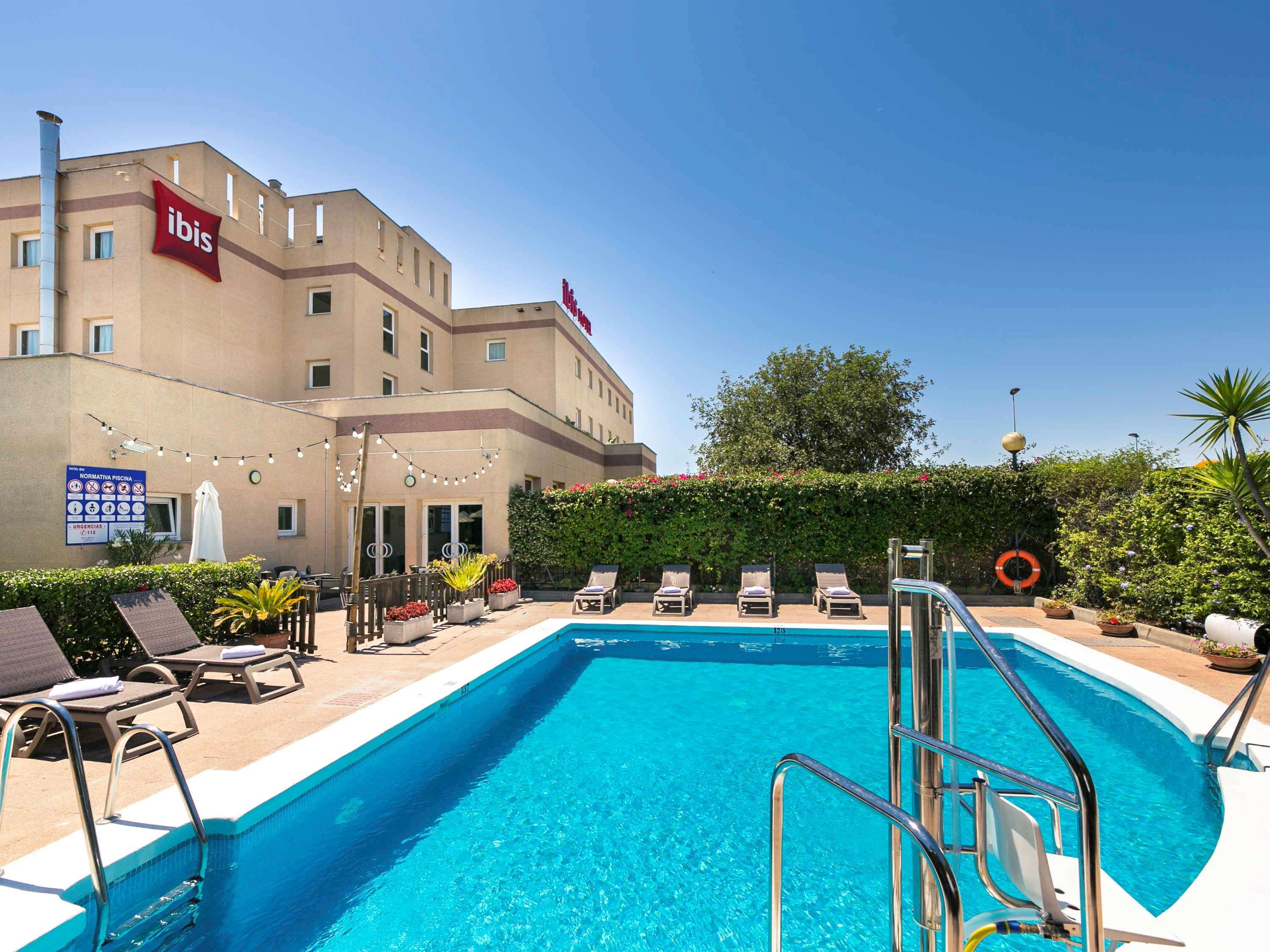 Отель Ibis Jerez De La Frontera Cadiz Экстерьер фото